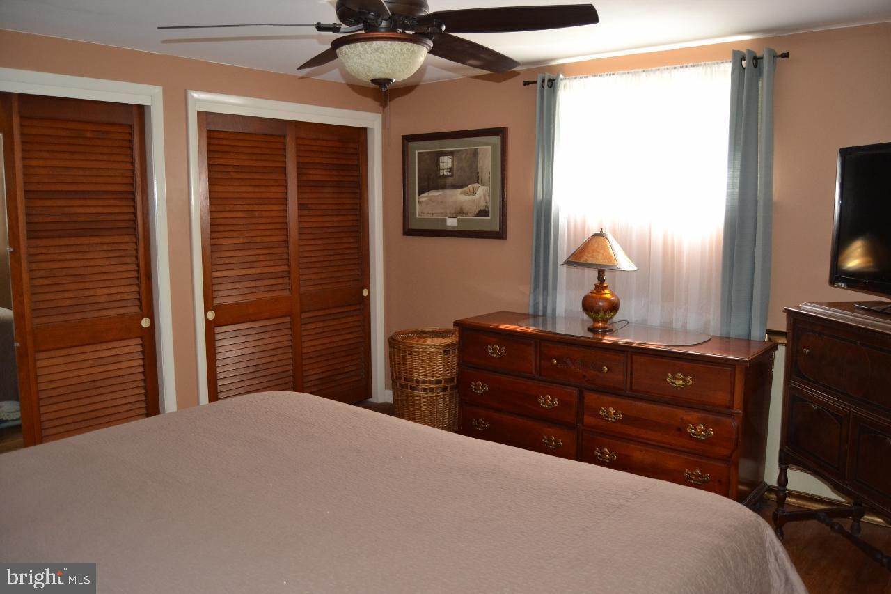 127 Captain Wolfe Road Barto, PA 19504 - Photo 36 of 41 Main bedroom