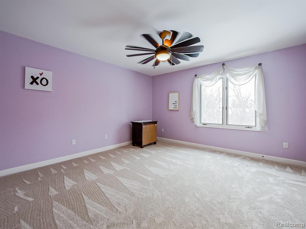 37159 Howard Road Farmington Hills, MI 48331 - Photo 14 of 31