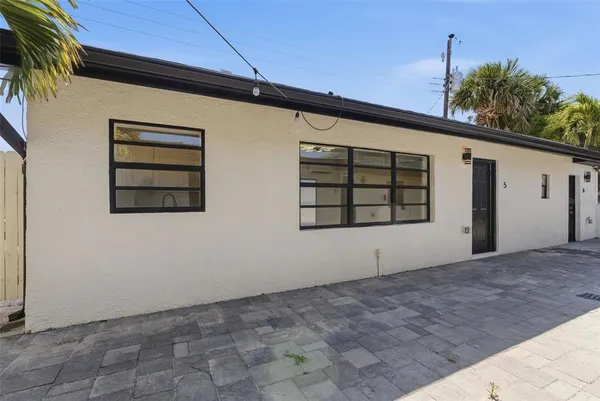 $2,300 | 113 145th Avenue, Unit 5, Madeira Beach, FL 33708