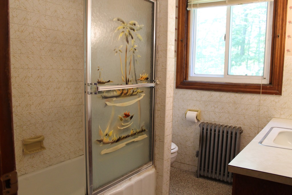 204 Southbridge Road Dudley, MA 01571 - Photo 16 of 30 Gallery Image 16