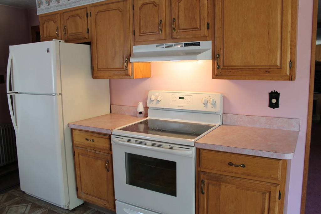 204 Southbridge Road Dudley, MA 01571 - Photo 5 of 30 Gallery Image 5