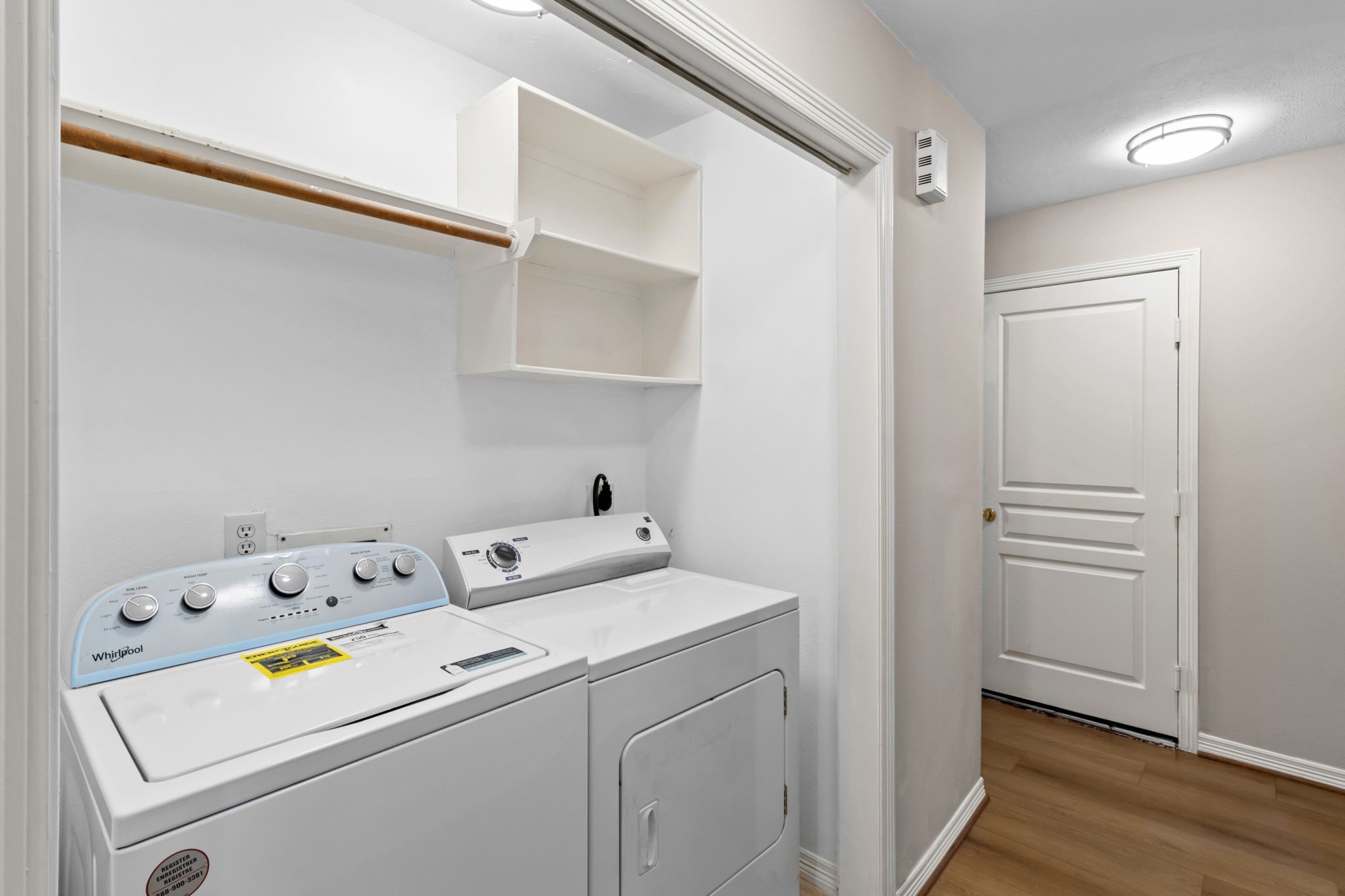 3506 Garrow Street Houston, TX 77003 - Photo 19 of 32 a utility room with dryer and washer