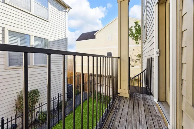 $369,000 | 1507 Anita Street, Houston, TX 77004