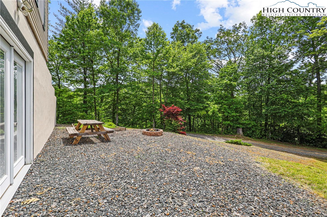 980 Rustic Road West Jefferson, NC 28694 - Photo 31 of 34 Gallery Image 31
