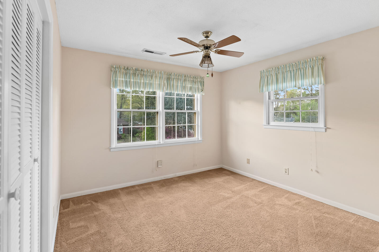 2328 Brevard Road Charleston, SC 29414 - Photo 26 of 81 2328 Brevard Dr 22 of 29