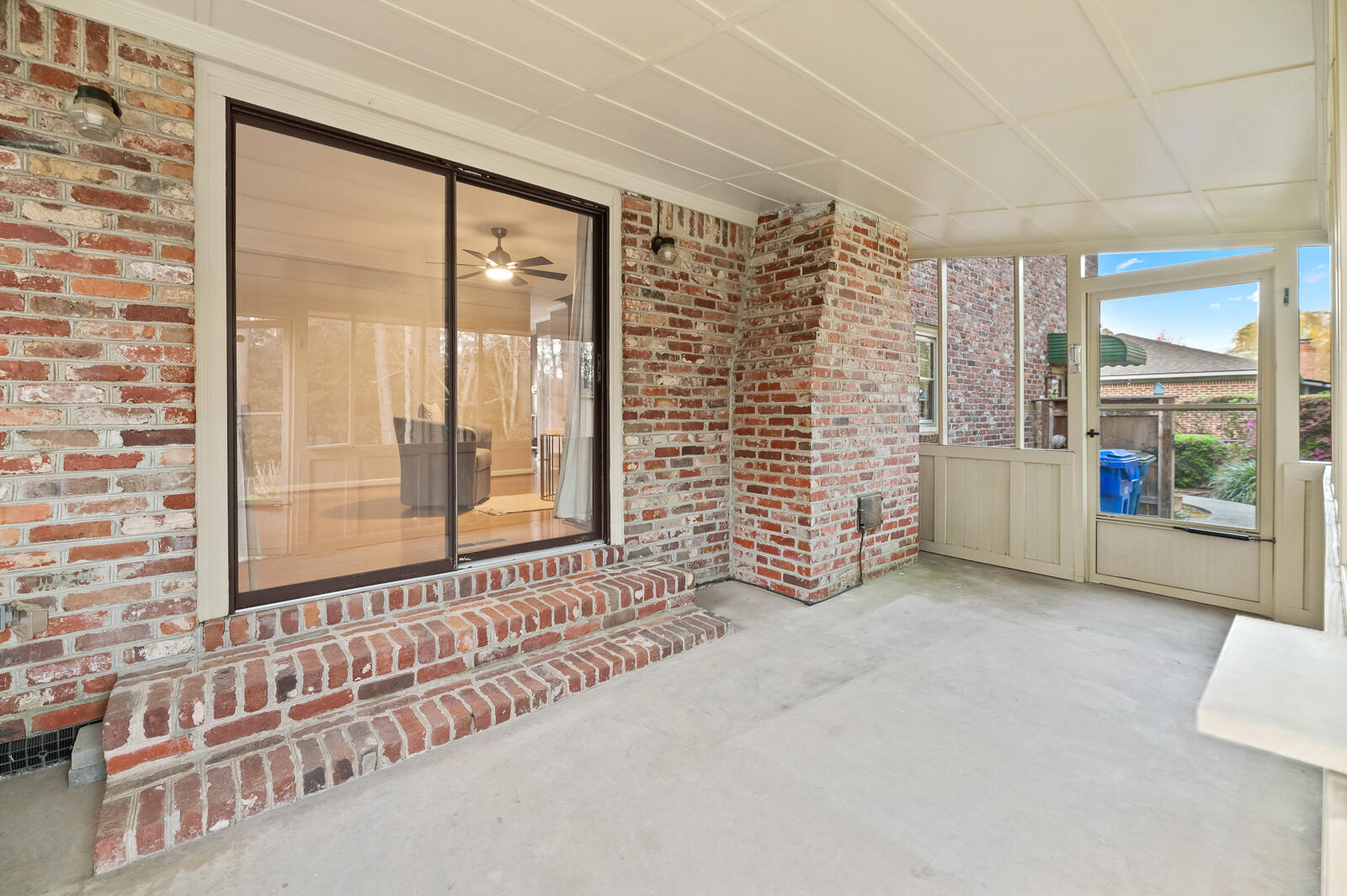 2328 Brevard Road Charleston, SC 29414 - Photo 31 of 81 2328 Brevard Dr 27 of 29