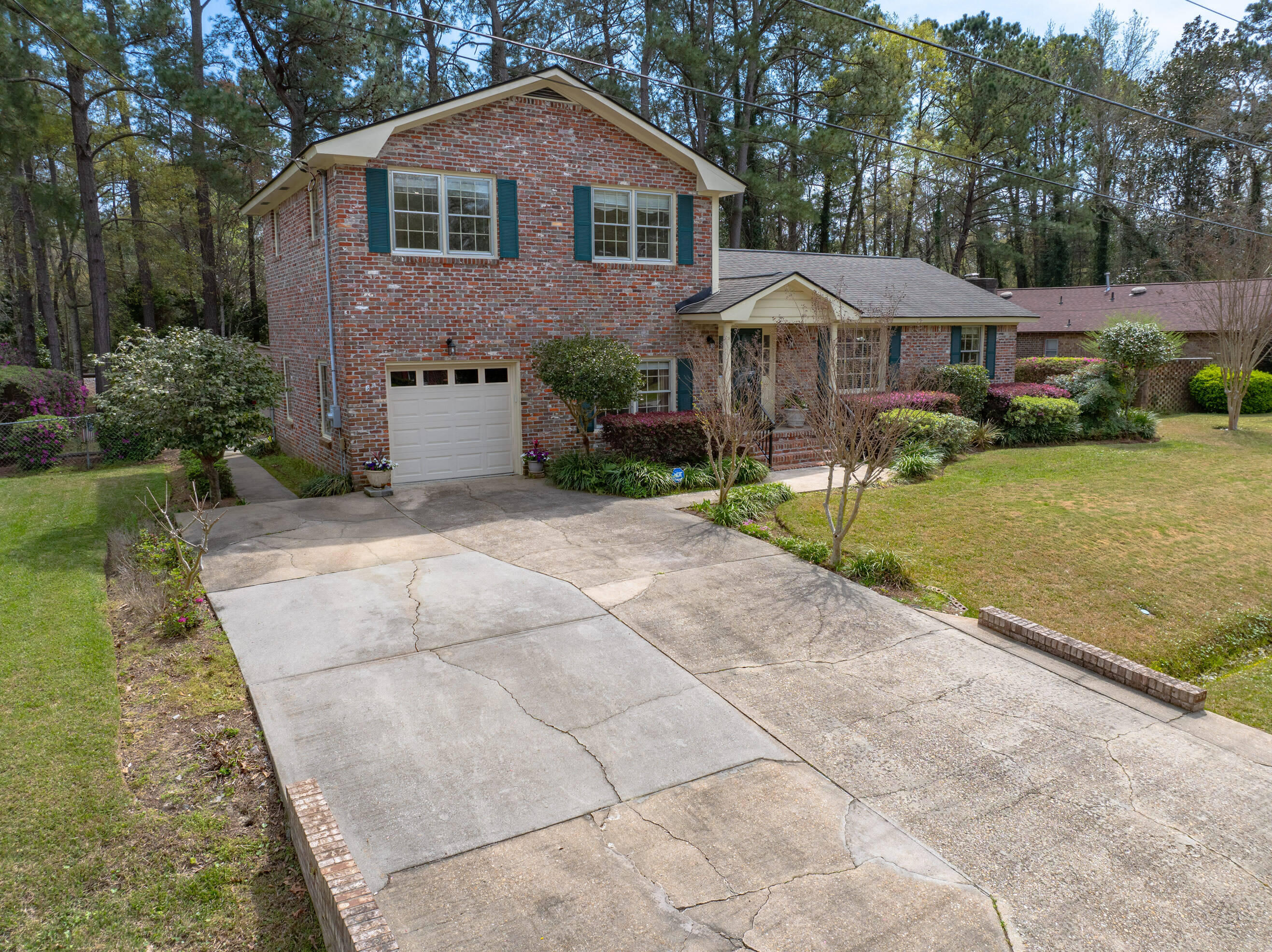 2328 Brevard Road Charleston, SC 29414 - Photo 59 of 81 33
