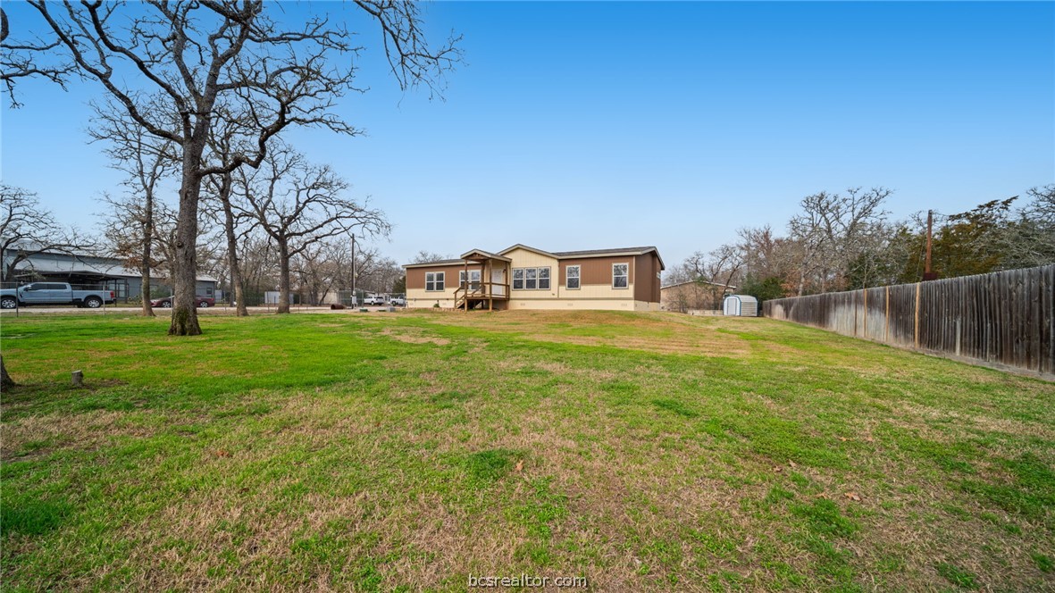 115 Cedar Lane Somerville, TX 77879 - Photo 44 of 50 a house view with garden space