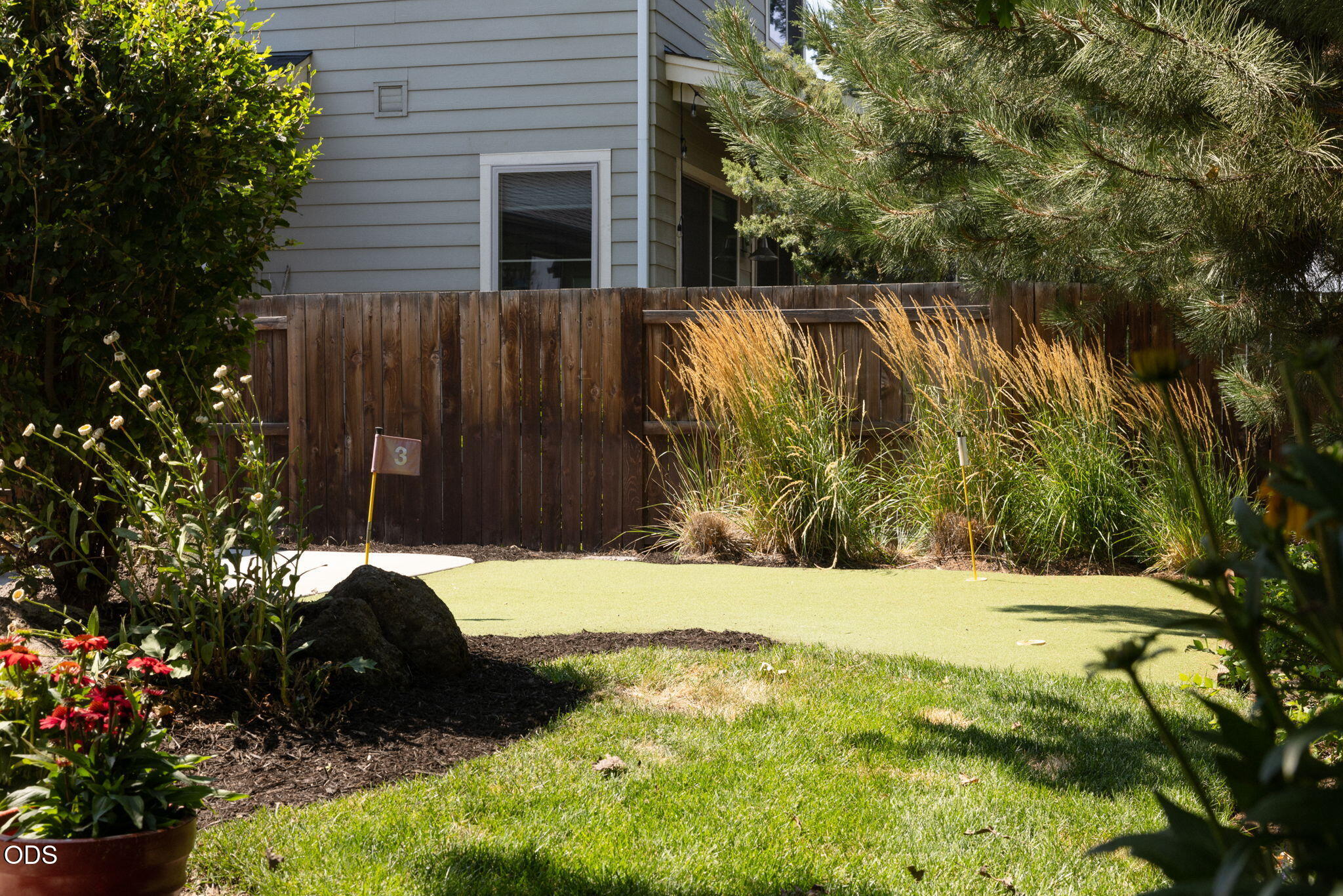 63154 Iner Loop Bend, OR 97701 - Photo 23 of 33 Gallery Image 23