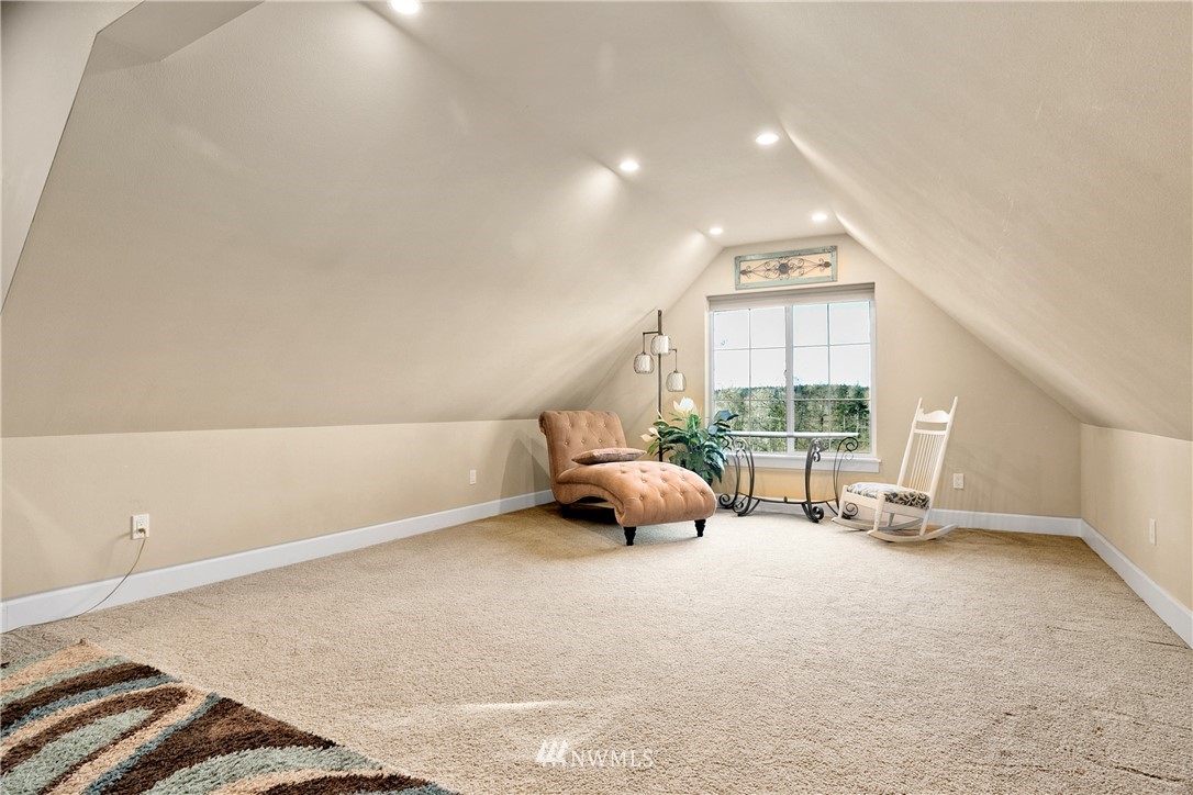 27515 Rose Road Arlington, WA 98223 - Photo 18 of 34 an entryway and livingroom with furniture