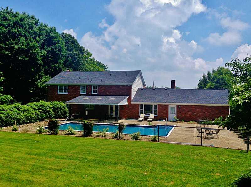 460 Markman Park Road Baden, PA 15005 - Photo 4 of 25 Exterior Front. Summertime fun!