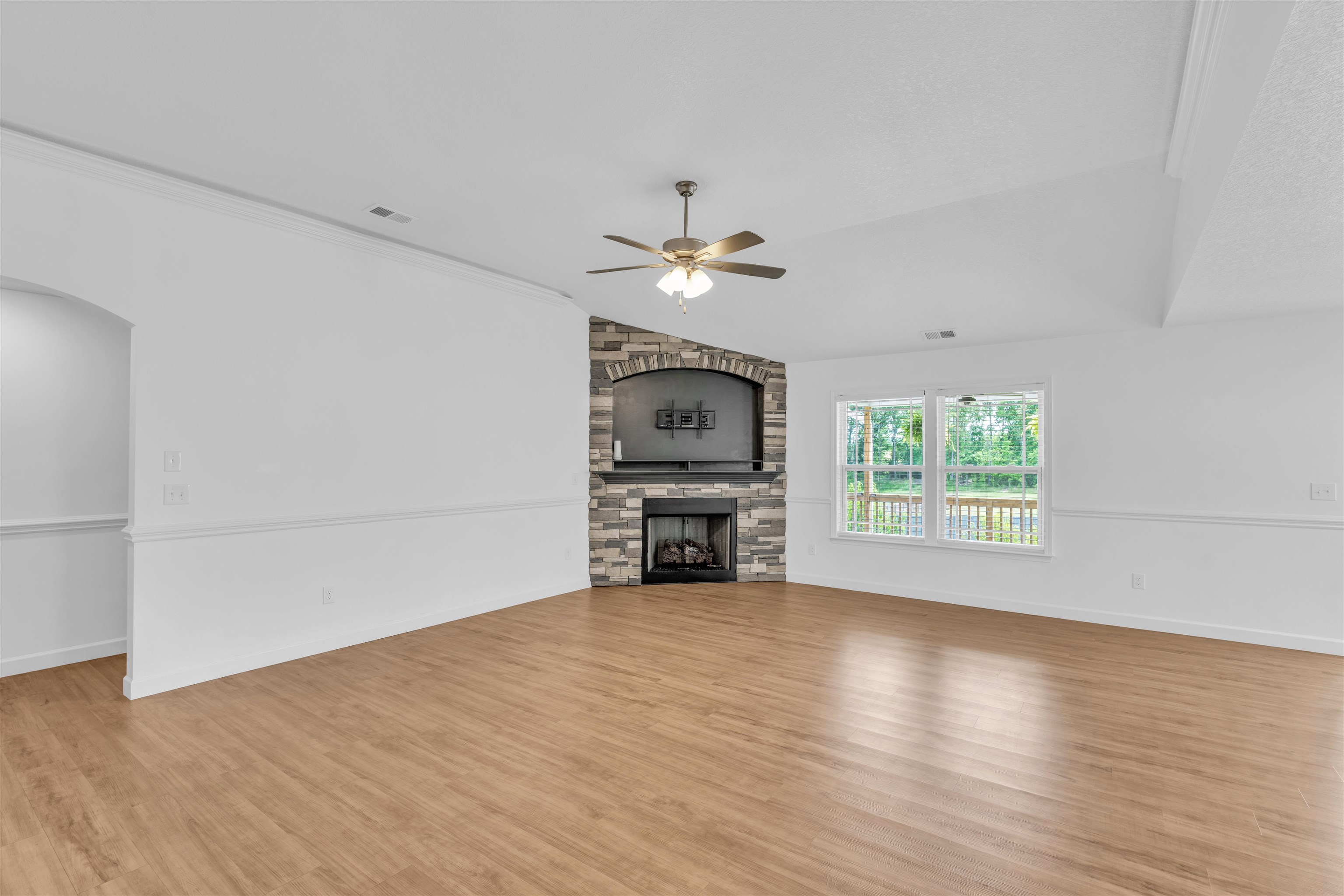 1071 Holly Springs Inman, SC 29349 - Photo 8 of 30