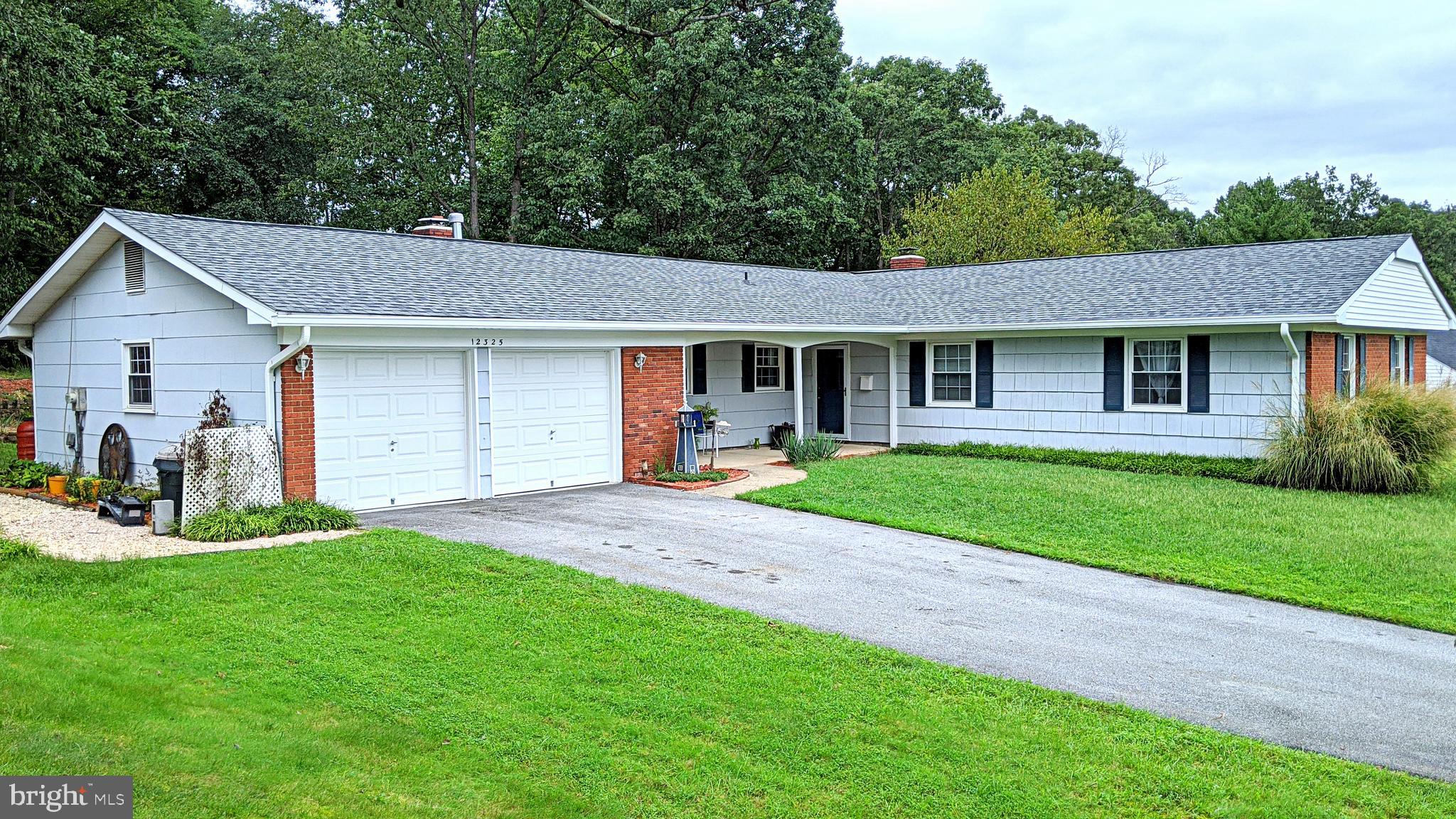 Amazing large single level rancher in Montpelier