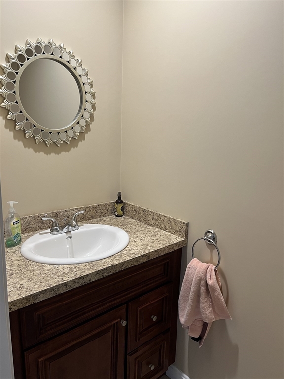 17 Arcade Street, Unit B Northbridge, MA 01588 - Photo 7 of 15
