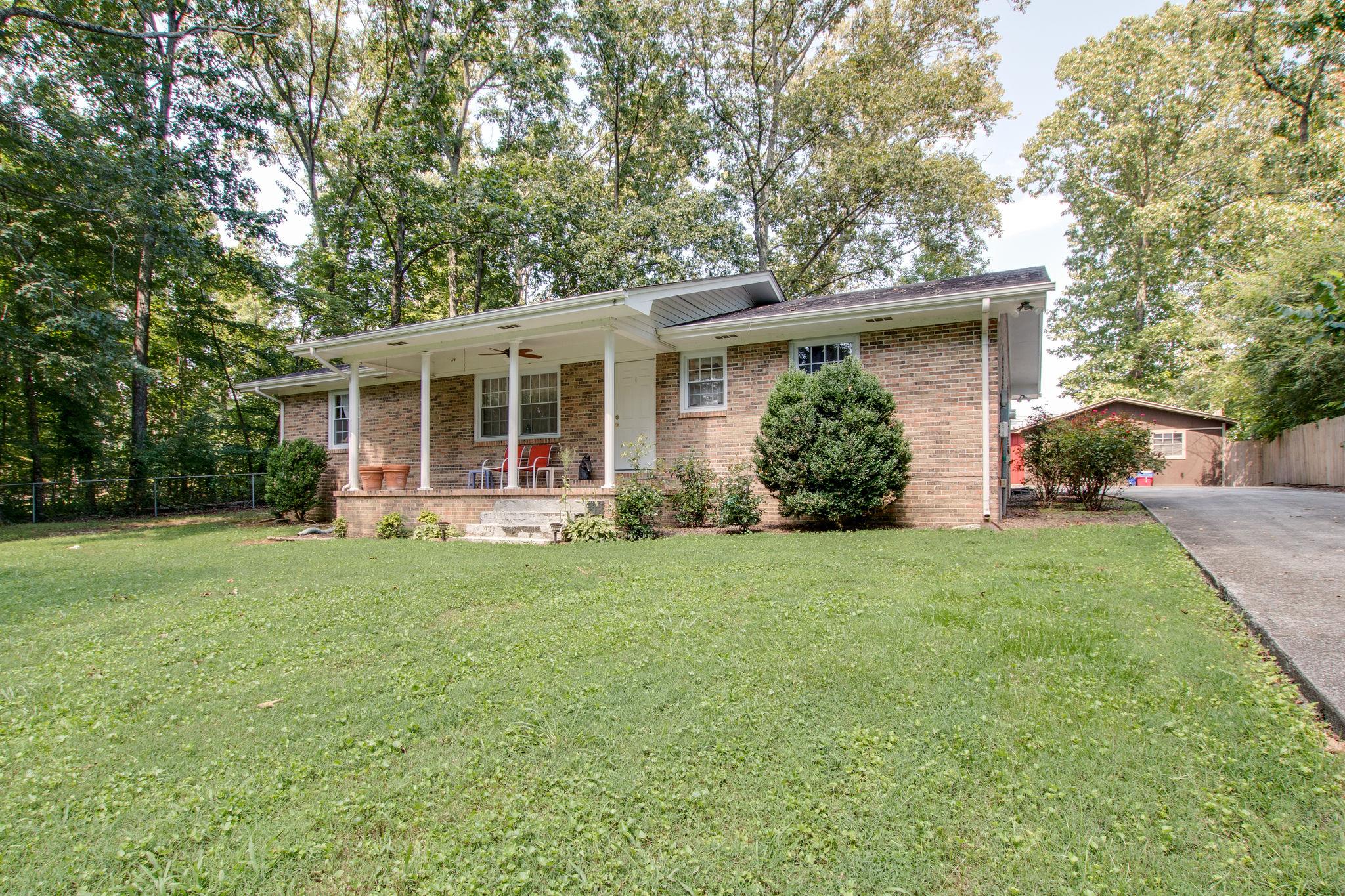 111 West Toliver Road Manchester, TN 37355 - Photo 2 of 19 Beautiful curb a as you round the corner