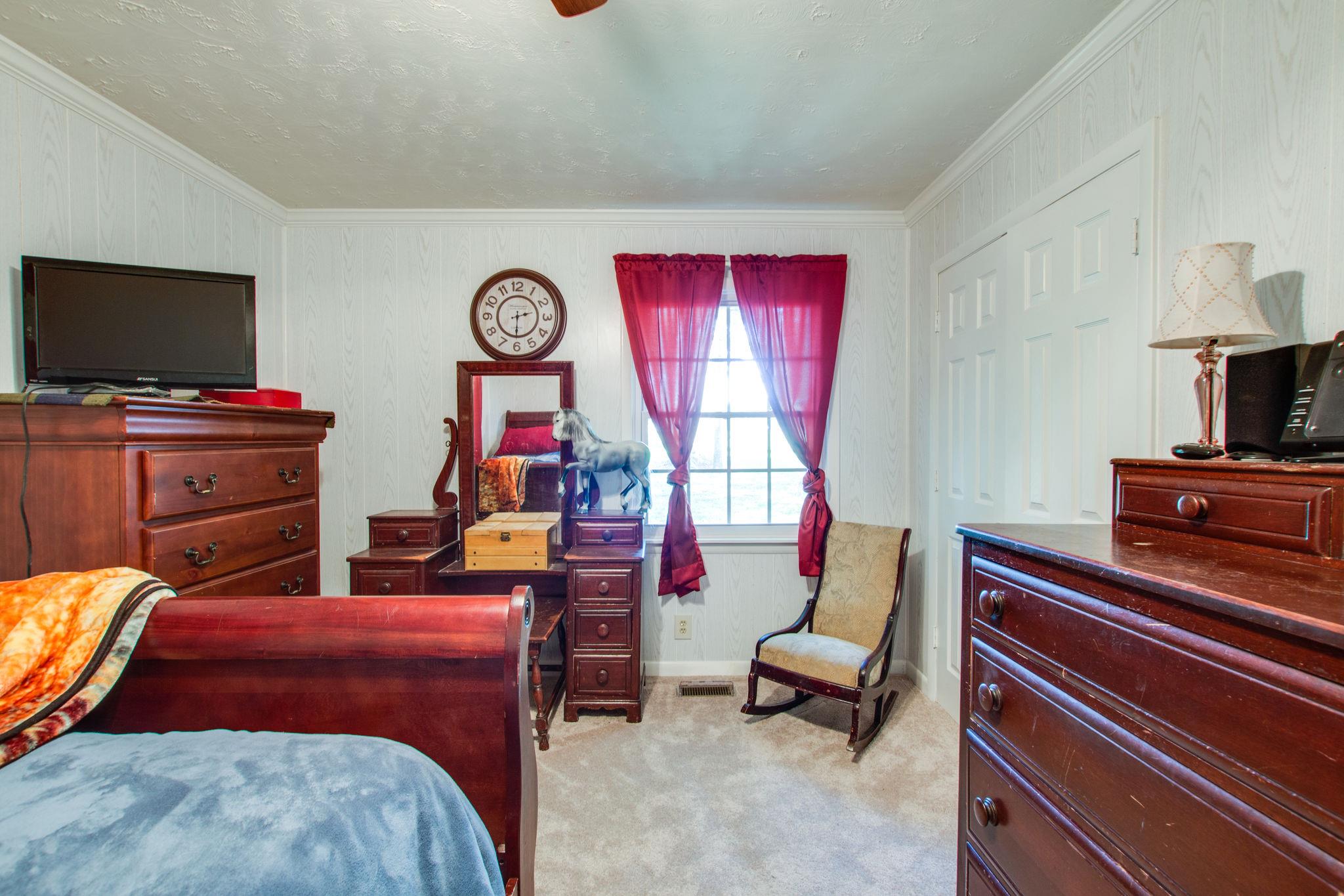 111 West Toliver Road Manchester, TN 37355 - Photo 13 of 19 second bedroom has a full size set