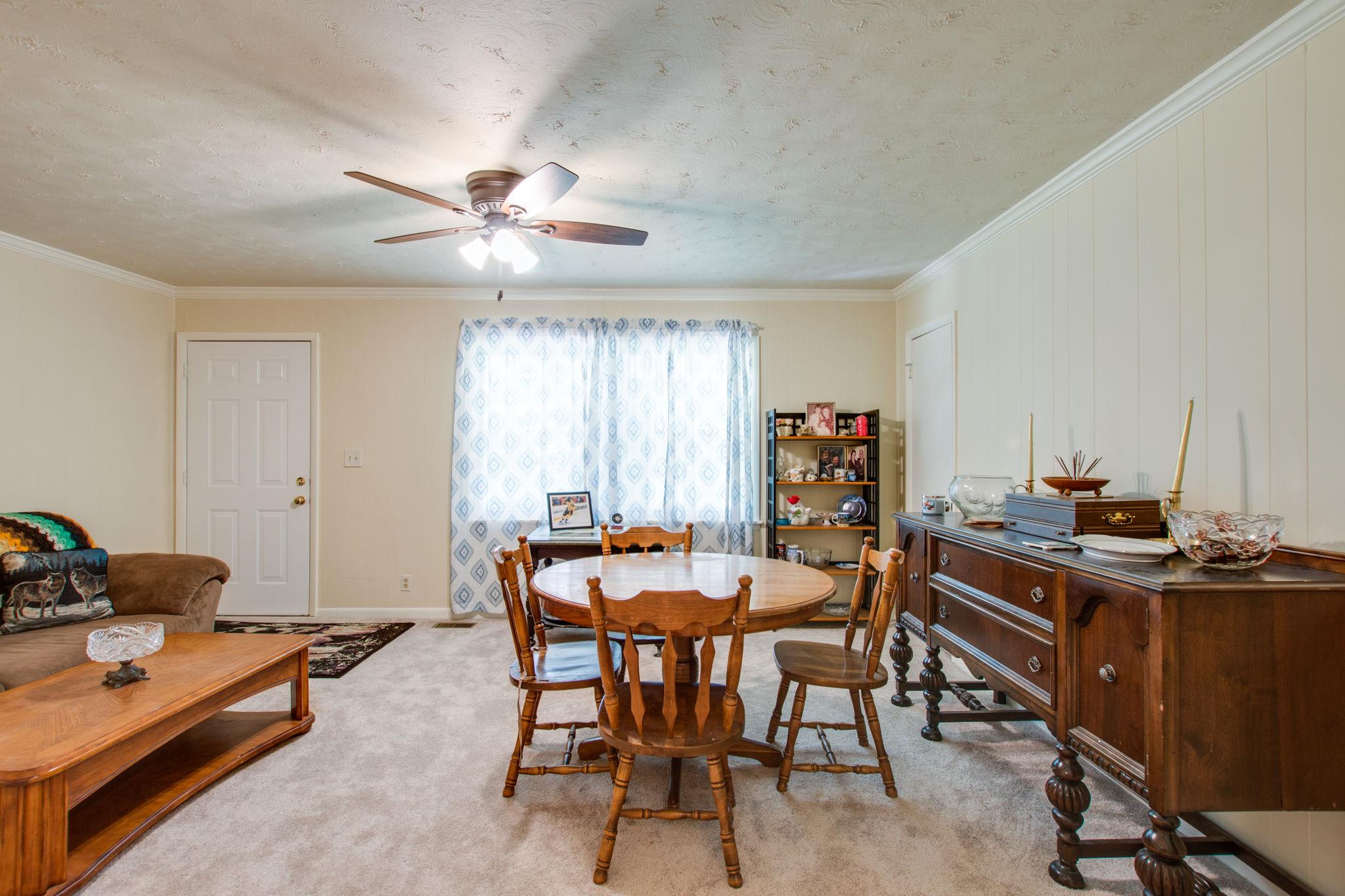 111 West Toliver Road Manchester, TN 37355 - Photo 7 of 19 coat closet too