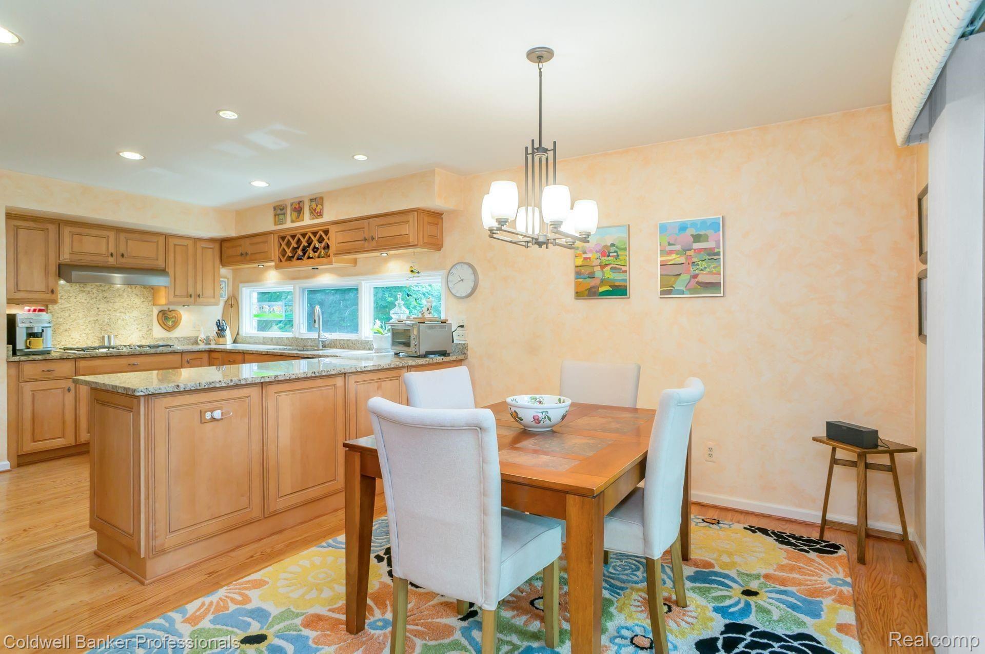 31226 Country Ridge Circle Farmington, MI 48331 - Photo 20 of 50 19.jpg