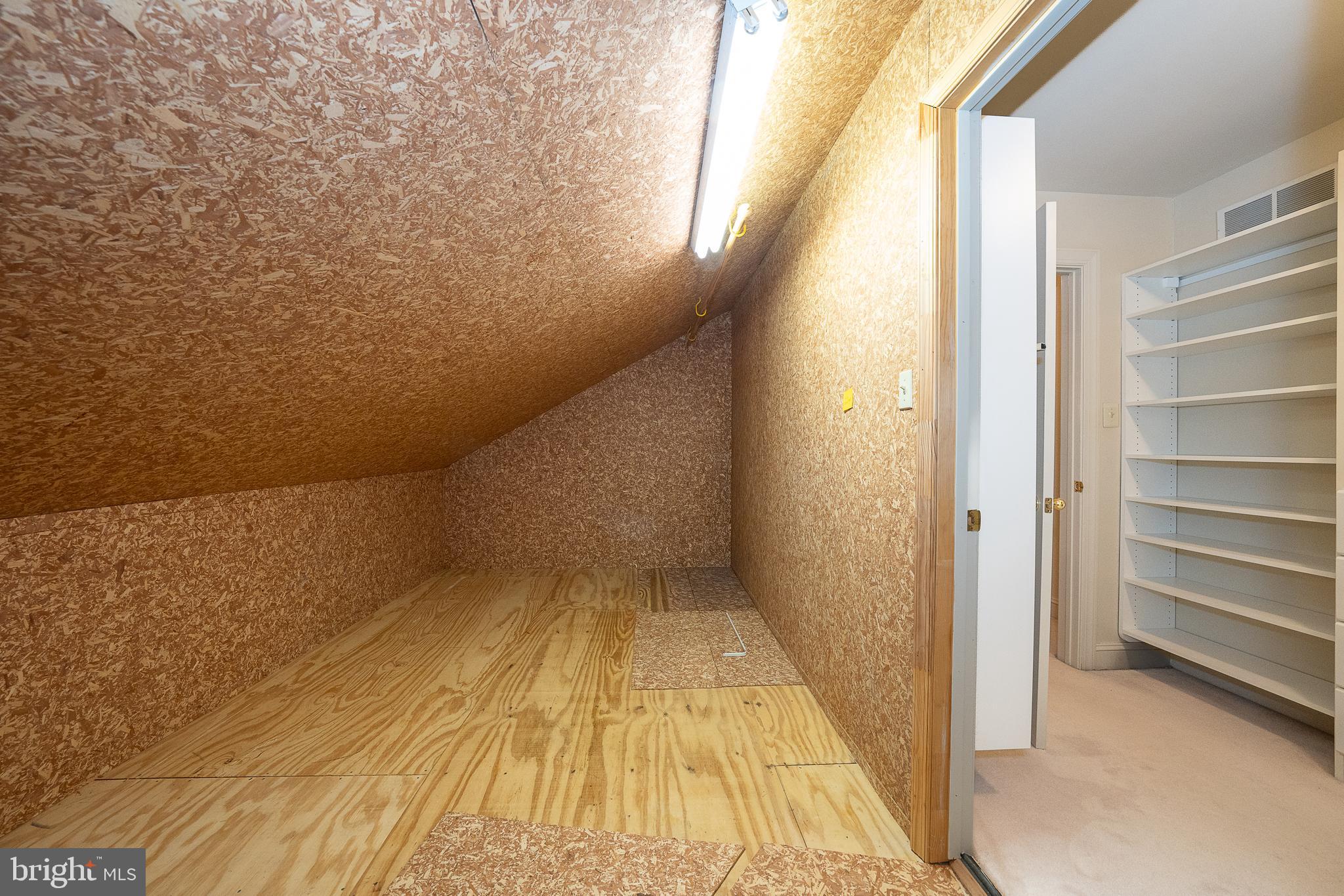 824 Waverly Road Kennett Square, PA 19348 - Photo 23 of 42 a view of entryway