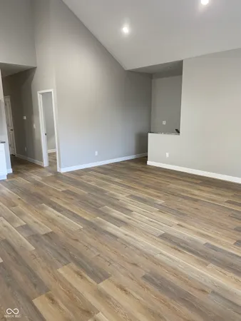 $1,495 | 929 North Beville Avenue, Indianapolis, IN 46201