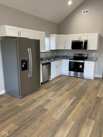 $1,845 | 929 North Beville Avenue, Indianapolis, IN 46201