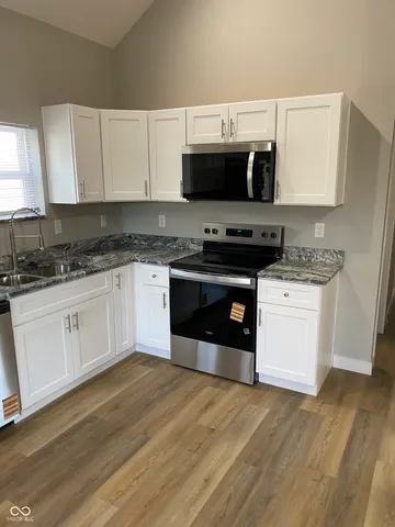 $1,845 | 929 North Beville Avenue, Indianapolis, IN 46201