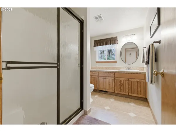 $995,000 | 39692 Lacomb Drive, Lebanon, OR 97355