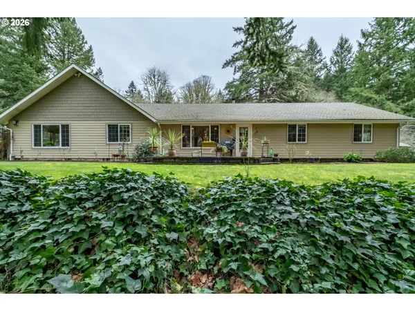 $995,000 | 39692 Lacomb Drive, Lebanon, OR 97355