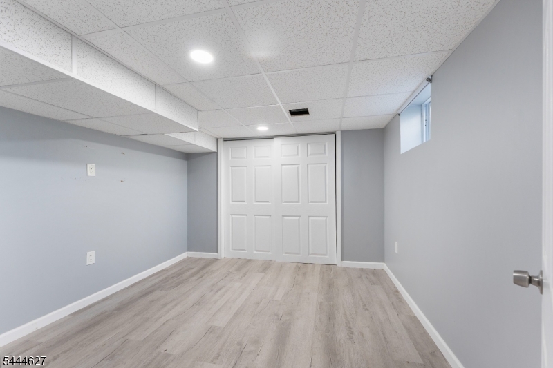 325 Roycefield Road Hillsborough, NJ 08844 - Photo 20 of 41