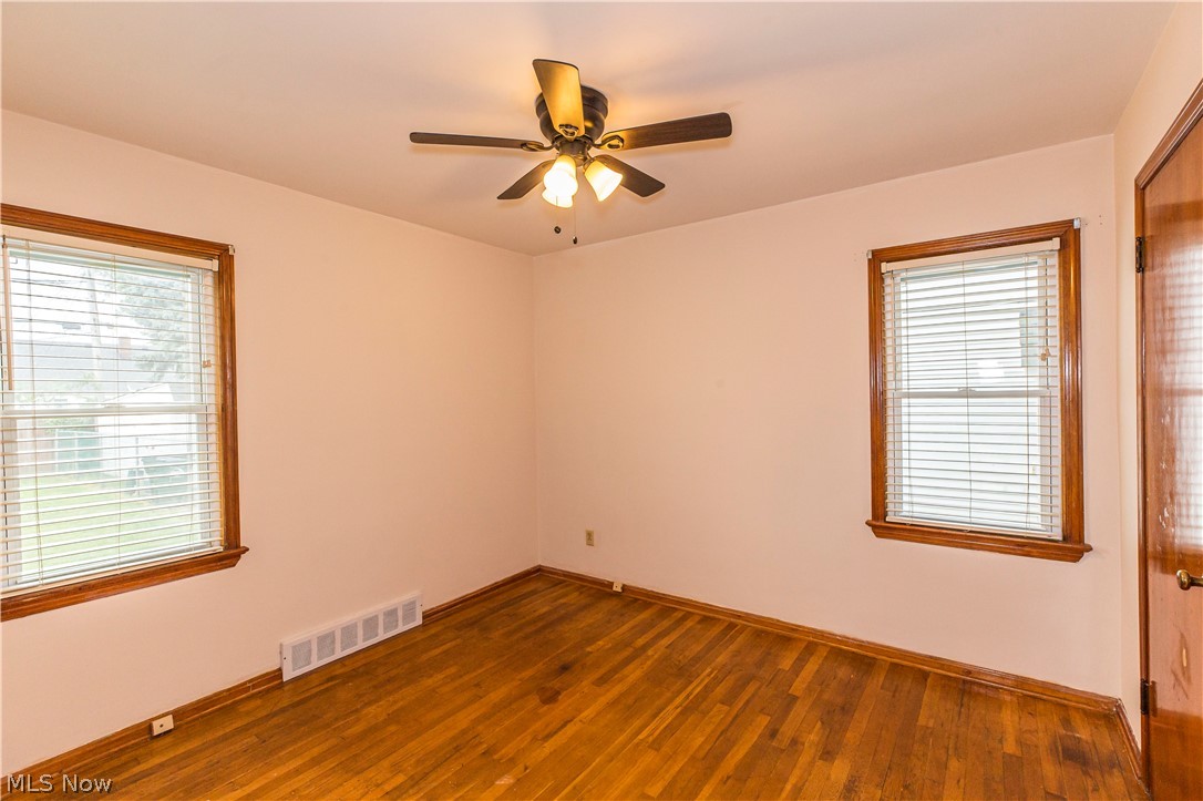 6203 Snow Road Parma, OH 44129 - Photo 15 of 29