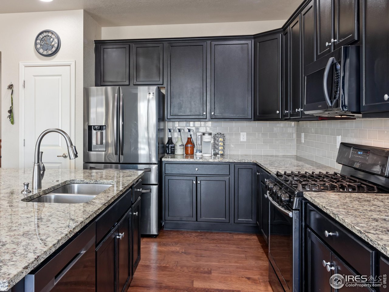 2980 Big Thunder Road Berthoud, CO 80513 - Photo 11 of 32 Gas range