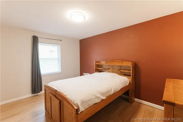 $237,900 | 2420 Stover Drive, New Albany, IN 47150