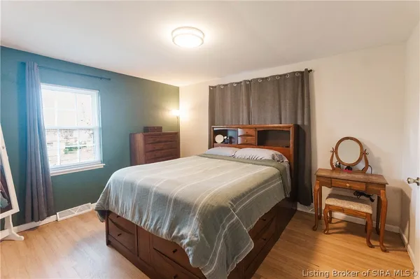 $237,900 | 2420 Stover Drive, New Albany, IN 47150