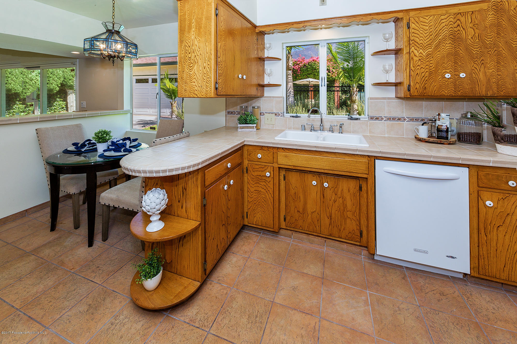 1757 Meadowbrook Road Altadena, CA 91001 - Photo 8 of 20 80
