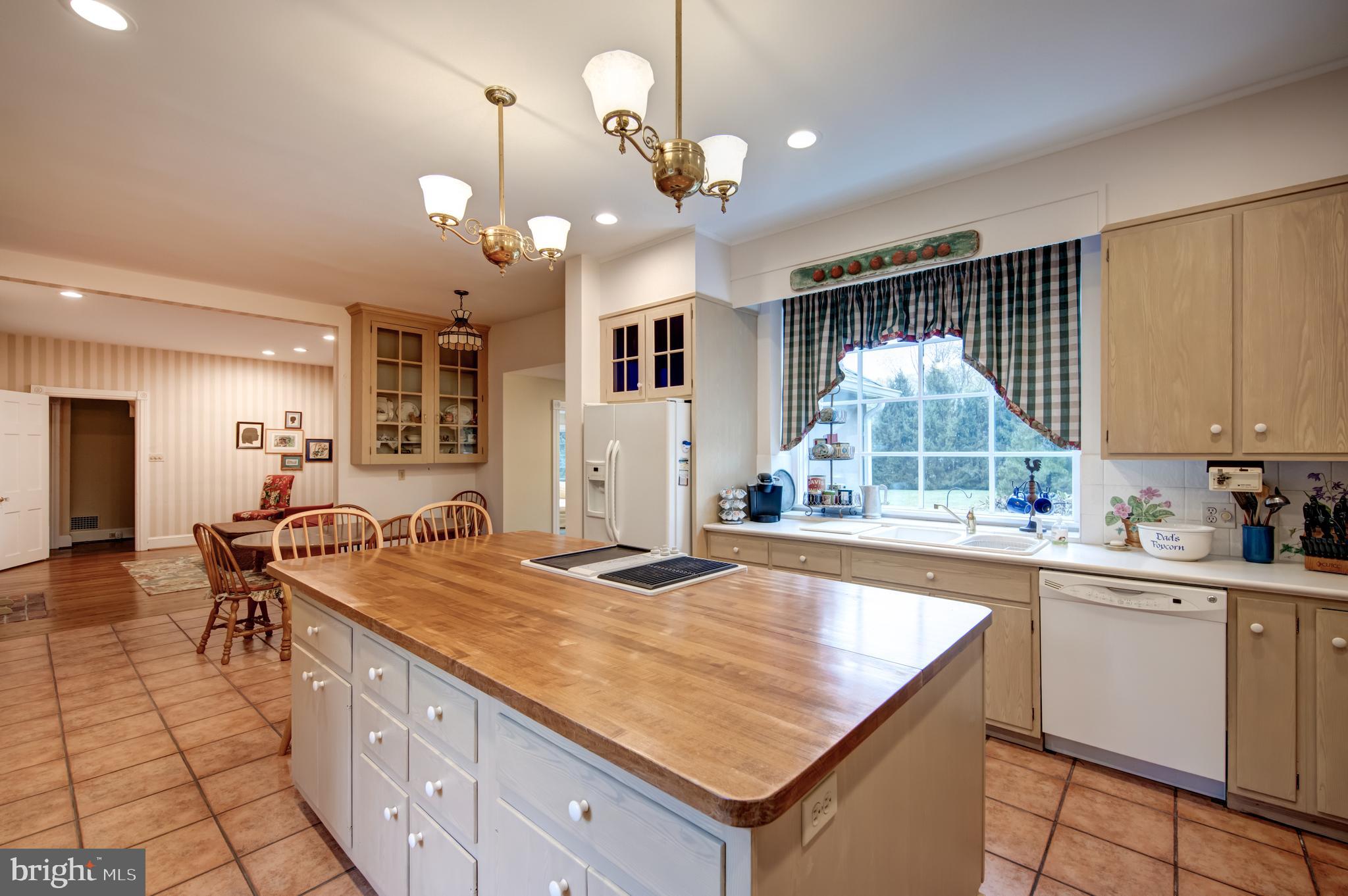 210 Hares Lane Wayne, PA 19087 - Photo 18 of 47