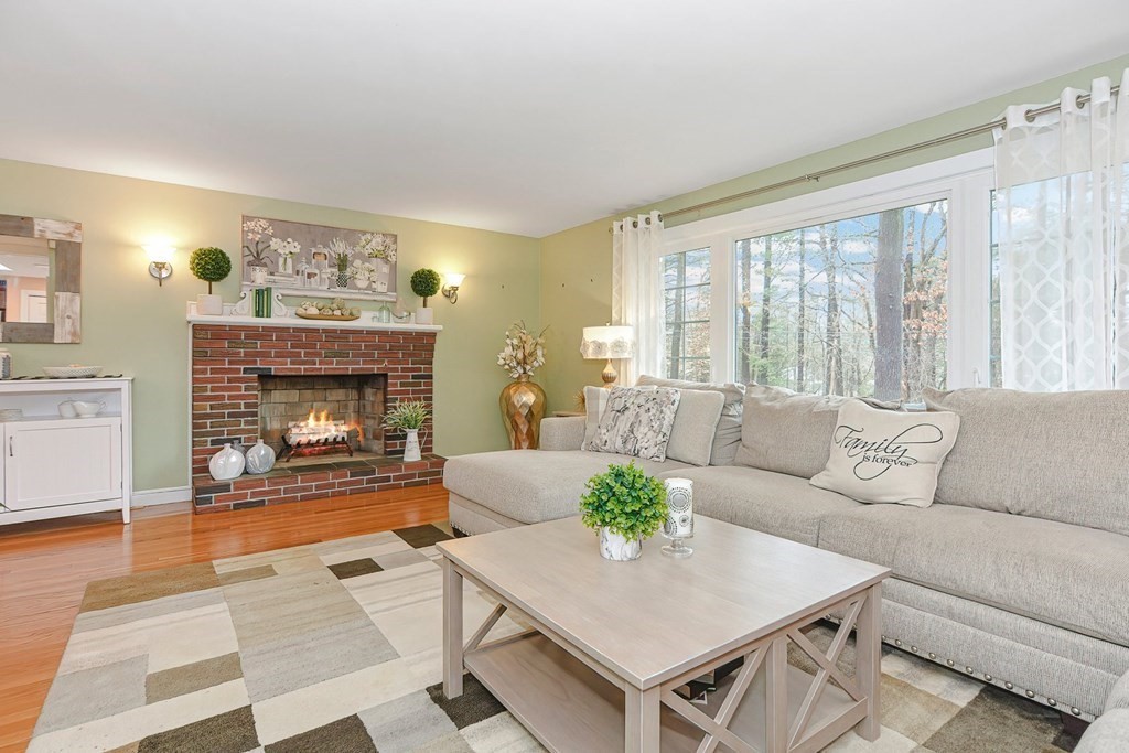 18 Morton Circle Canton, MA 02021 - Photo 3 of 39 Gallery Image 3