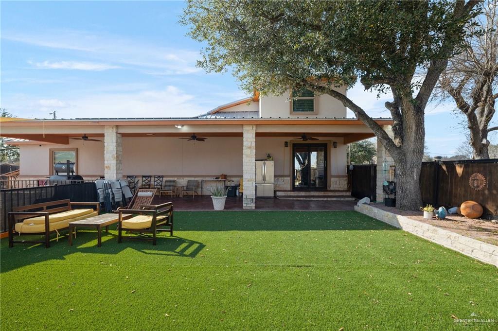 417 Sycamore Avenue McAllen, TX 78501 - Photo 28 of 34