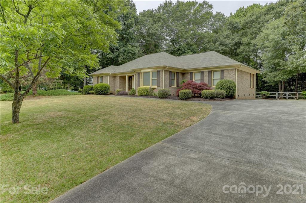 1170 Kimbrell Road Fort Mill, SC 29715 - Photo 2 of 45 Gallery Image 2