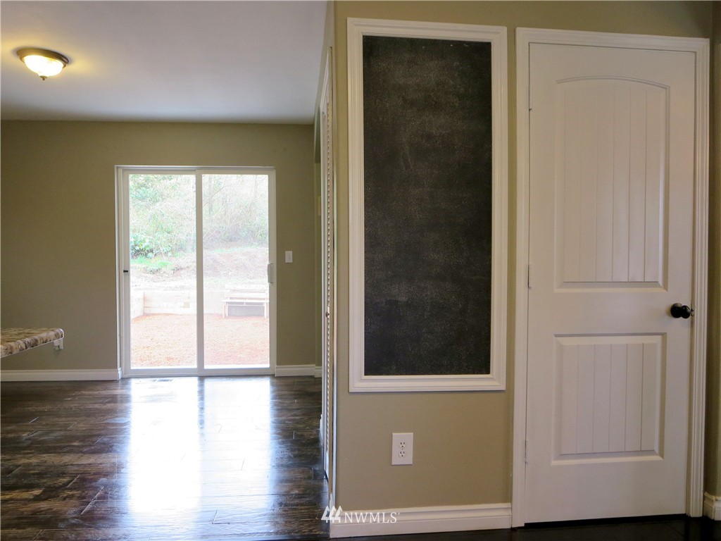 18446 Albany Street Southwest Rochester, WA 98579 - Photo 15 of 25