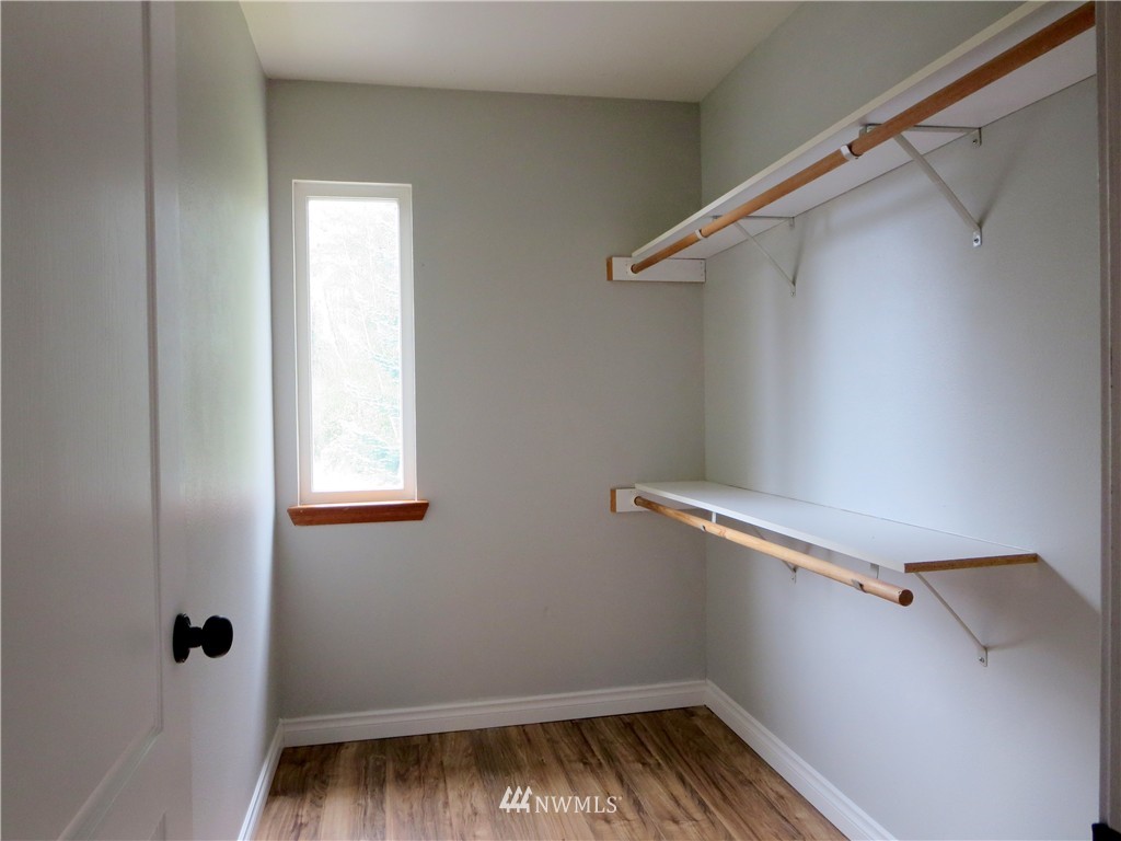 18446 Albany Street Southwest Rochester, WA 98579 - Photo 20 of 25