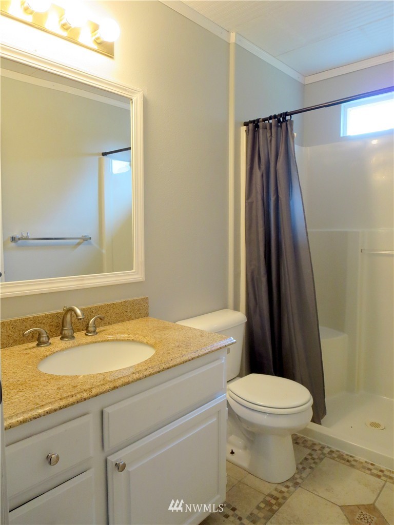 18446 Albany Street Southwest Rochester, WA 98579 - Photo 21 of 25