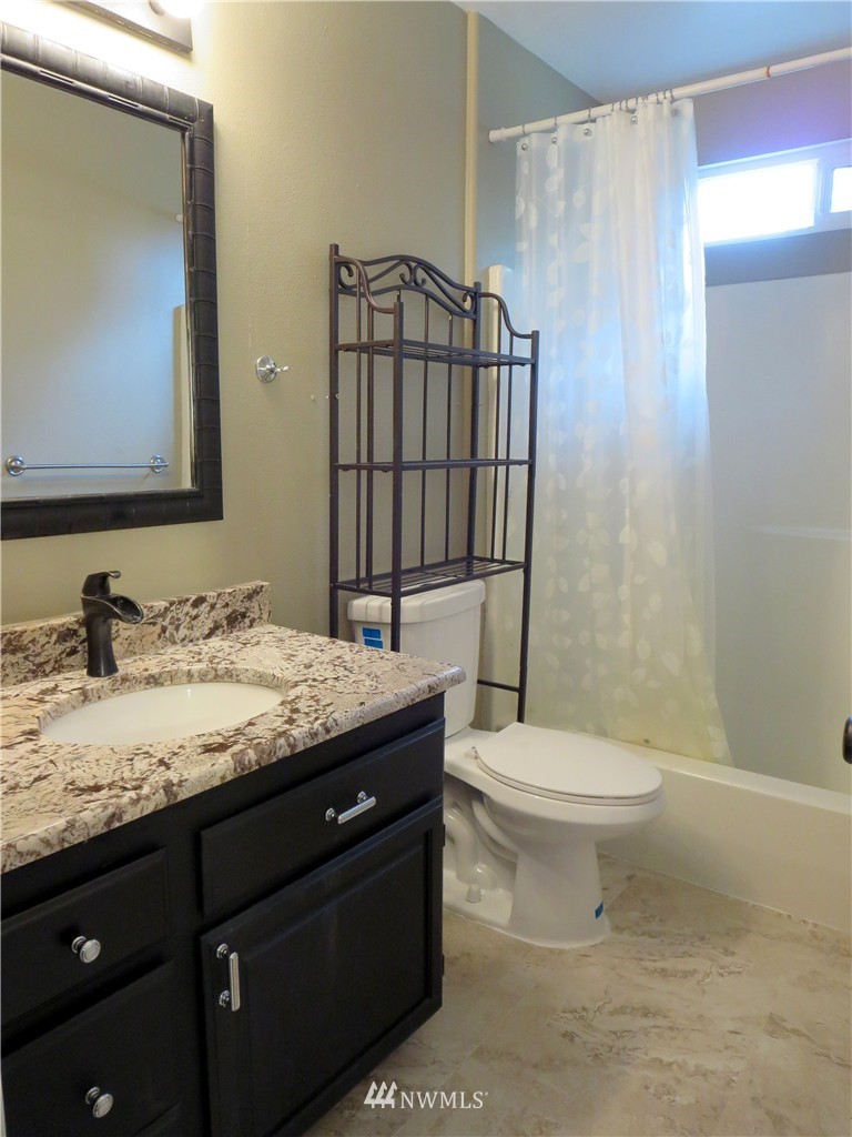18446 Albany Street Southwest Rochester, WA 98579 - Photo 24 of 25