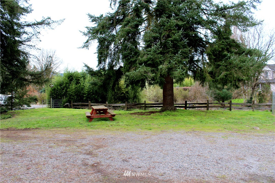 18446 Albany Street Southwest Rochester, WA 98579 - Photo 6 of 25