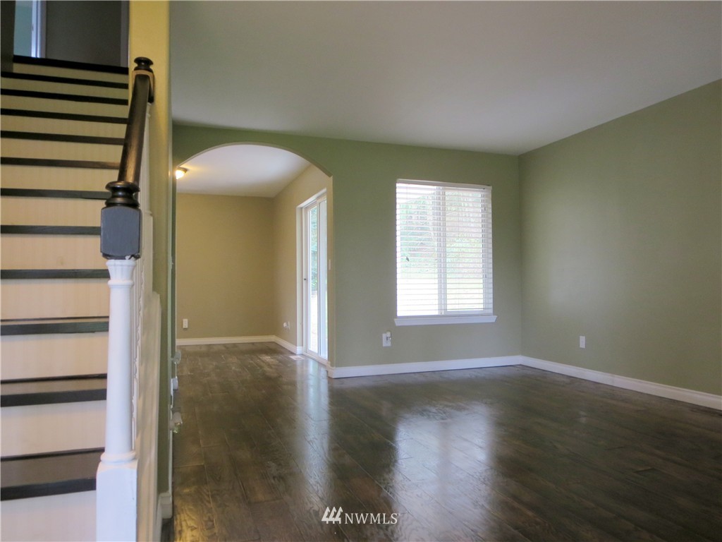 18446 Albany Street Southwest Rochester, WA 98579 - Photo 10 of 25