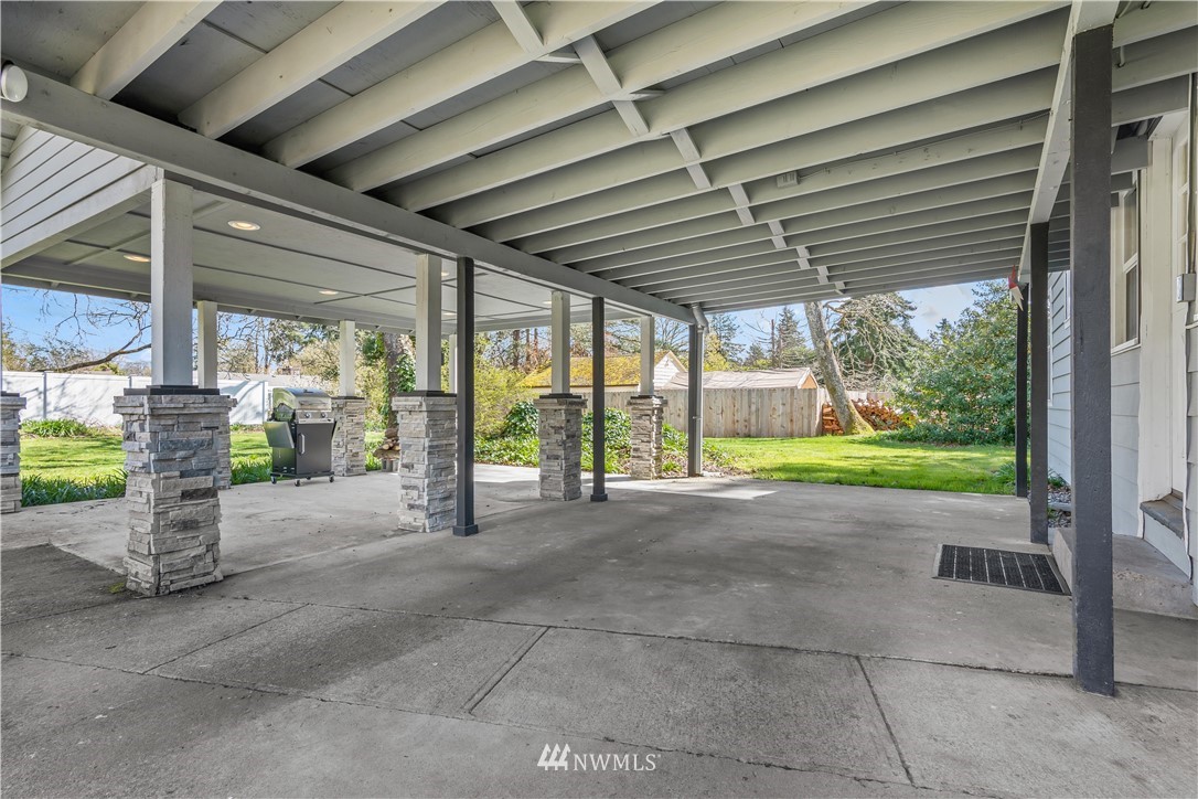 10211 Meadow Road Southwest Lakewood, WA 98499 - Photo 22 of 27 Gallery Image 22