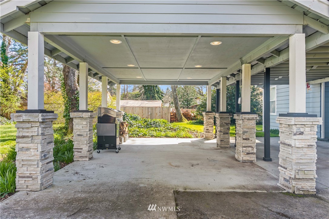 10211 Meadow Road Southwest Lakewood, WA 98499 - Photo 24 of 27 Gallery Image 24
