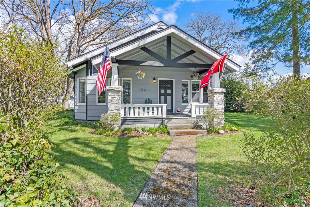 10211 Meadow Road Southwest Lakewood, WA 98499 - Photo 4 of 27 Gallery Image 4