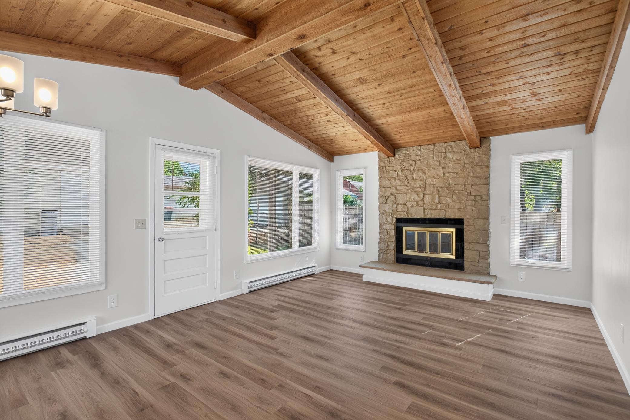 4445 6th Street Northeast Columbia Heights, MN 55421 - Photo 9 of 21 Gallery Image 9