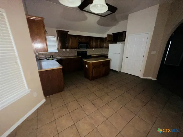 $1,781 | 2410 Bachelor Button Boulevard, Killeen, TX 76549