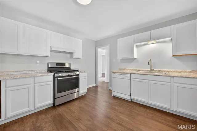 $174,900 | 10335 St Joan Lane, St. Ann, MO 63074